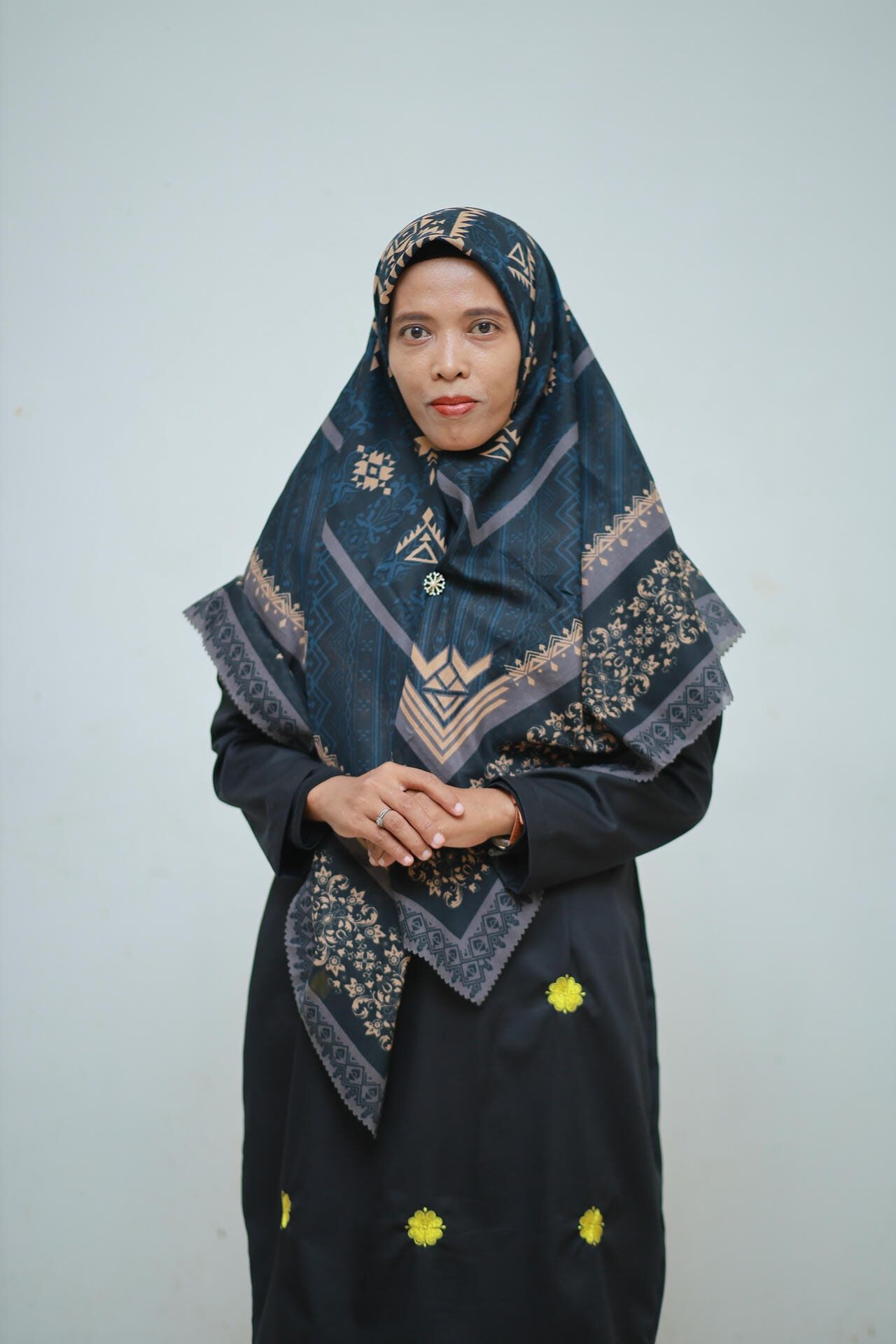 Dr. Dewi Murni