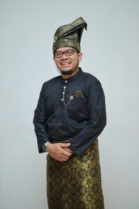Dr. Irjus Indrawan, S.Pd.I., M.Pd.I.