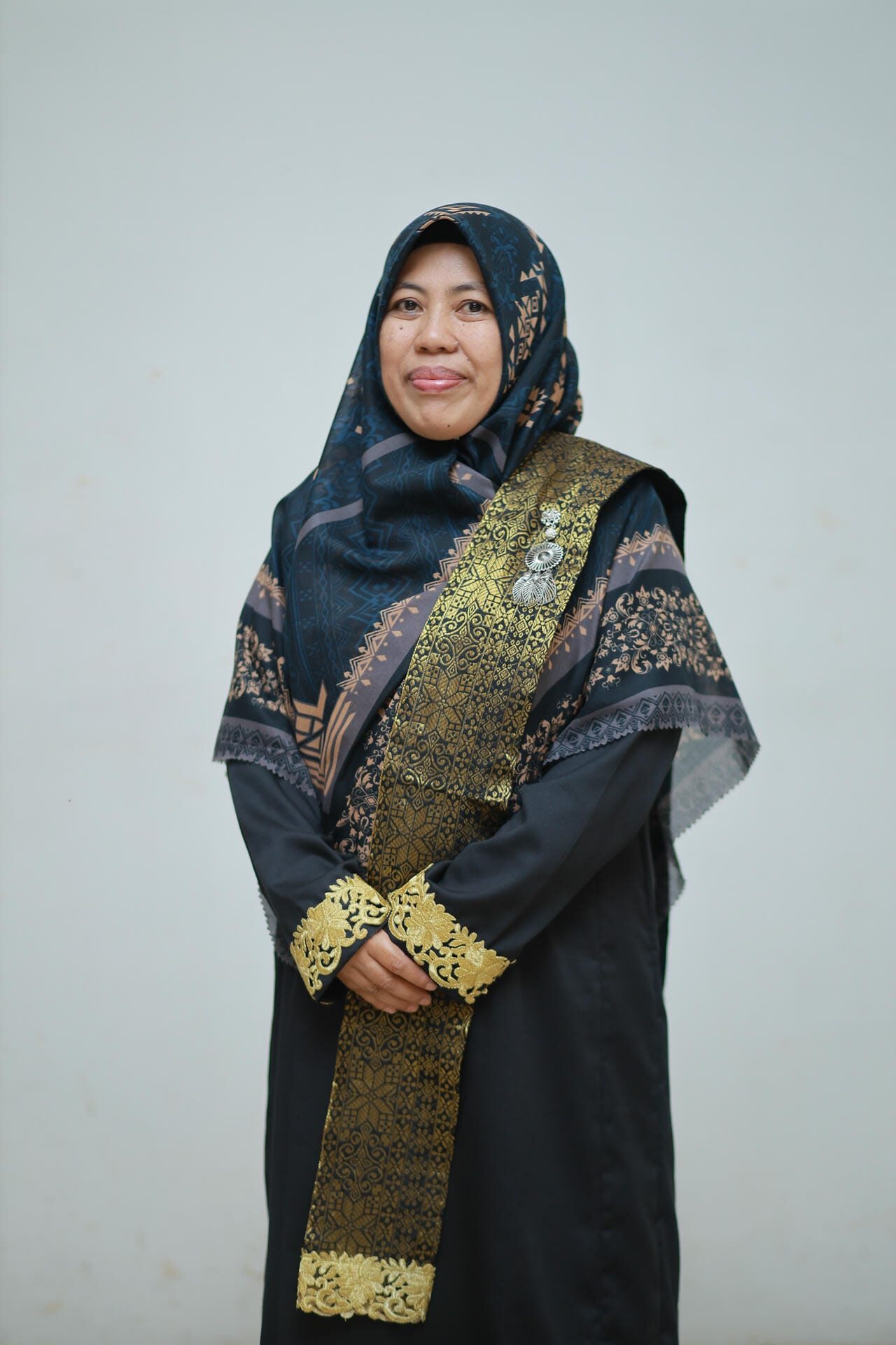 Dr. Qustoniah